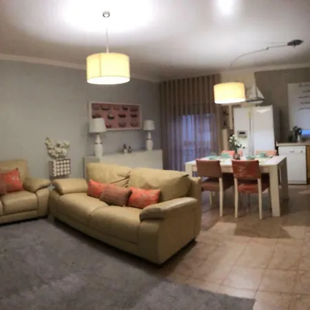 Casas Lr Daire Nazaré